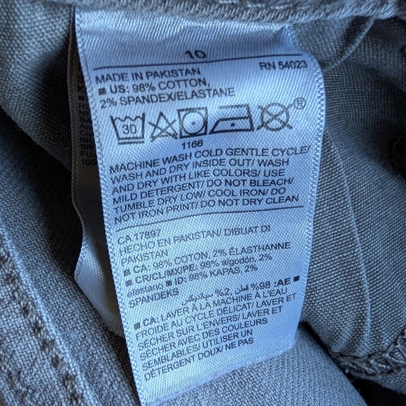 Old Navy Women's Lt. Gray O.G. Short High Rise Shorts, Sz 10 - Picture 3 of 5